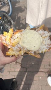 Study Abroad Weekend in Amsterdam Fabel Friet 