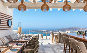 Discover the Culinary Delights of Santorini